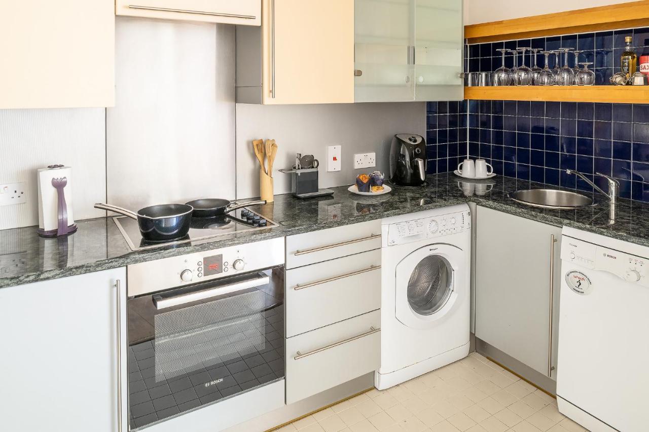 Comfortable And Bright Apartment In Tower Bridge London Eksteriør billede